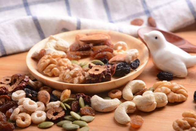 洽洽磕堅(jiān)果，老樹開新花 堅(jiān)果食品的創(chuàng)新與傳承